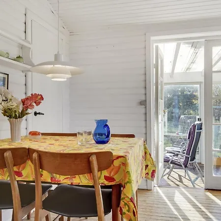 Beautiful In With 2 Bedrooms 2 Vig