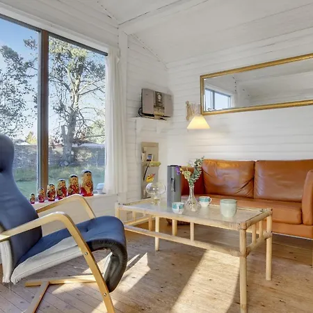 Semesterbostad Beautiful In With 2 Bedrooms 2