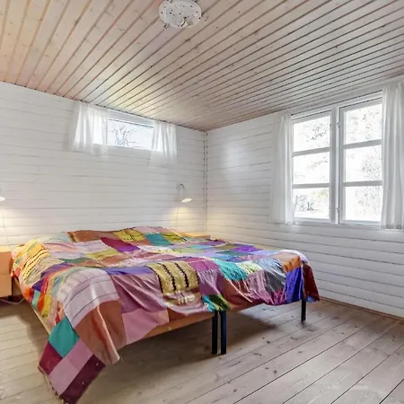 Beautiful In With 2 Bedrooms 2