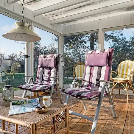 Beautiful In With 2 Bedrooms 2 Semesterbostad *